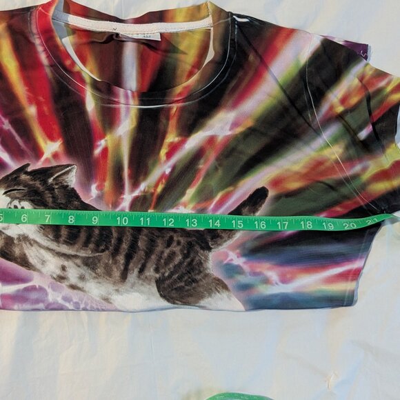 Adorable Cosmic Cat Tee, Women's size Large - Picture 4 of 9